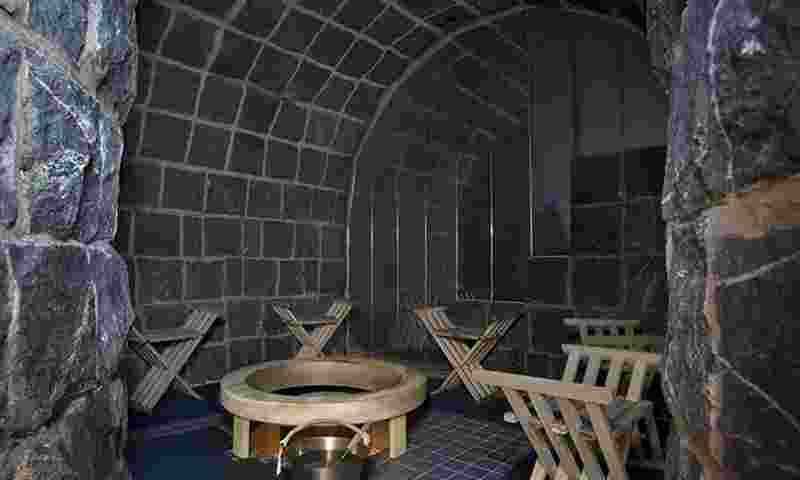 Sauna_Katinkulta_luolasauna_750x450_6.jpg