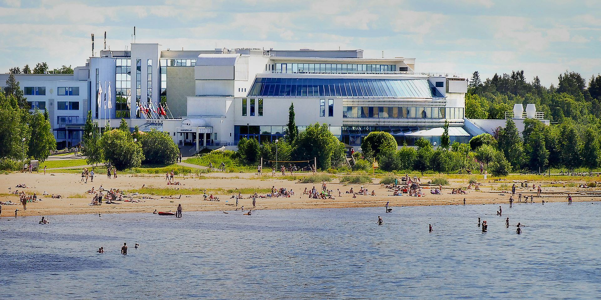 holiday-club-oulun-eden-hero-desktop-1920x960.jpg