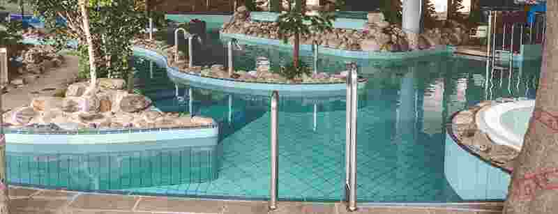 1042_400_BAD POOL 5M0A1991.jpg