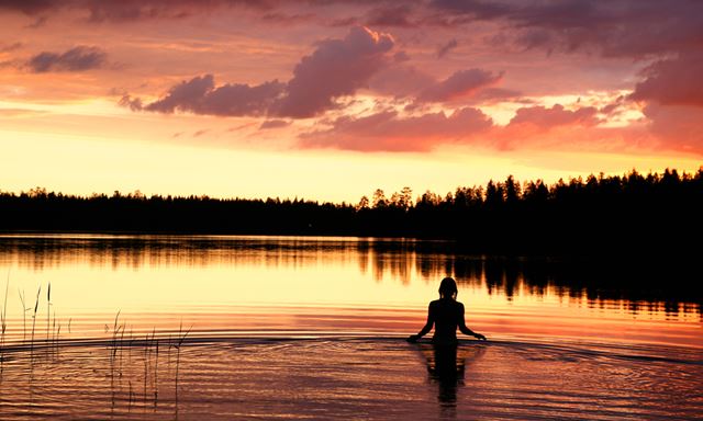 Lakeside sauna