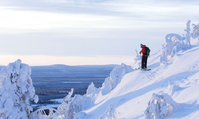 pyha_skiing-man-on-hill.jpg