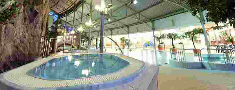 tampereen-kylpylä-pool-1042x400.jpg