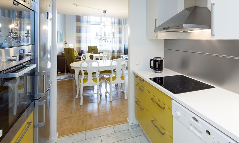 tk-green kitchen-hor.jpg