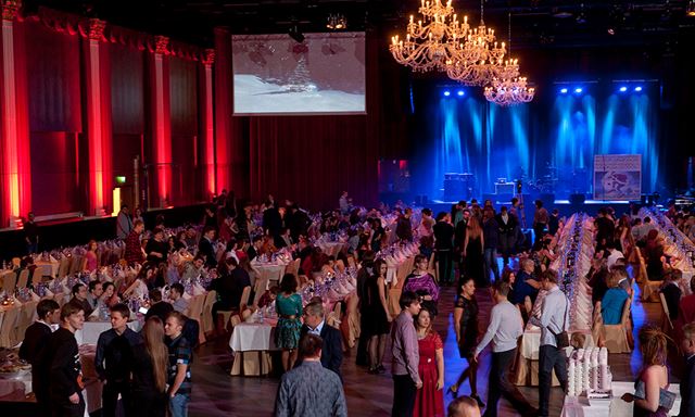 10 vinkkiä onnistuneiden yritysjuhlien järjestämiseen