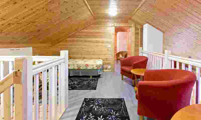 ähtäri-upstairs-hor.jpg