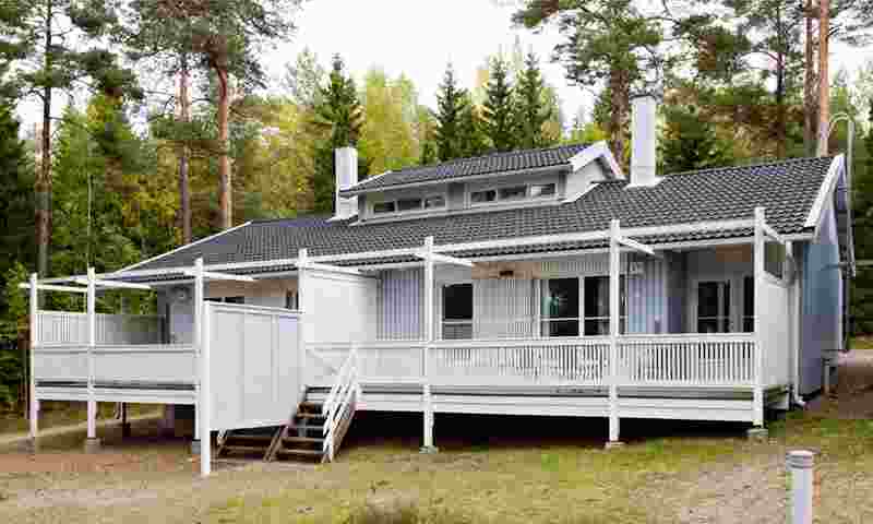 airisto-kuunari-outside-summer-hor.jpg