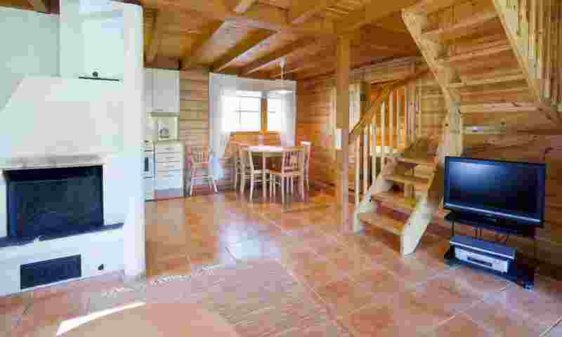 hannunkivi-hall-hor.jpg