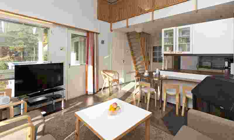 kalajoki-sarkkainparatiisi-11b-livingroom-hor.jpg