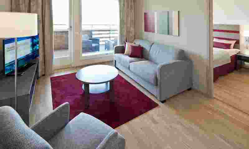 katinkulta-villas-1-livingroom-hor.jpg