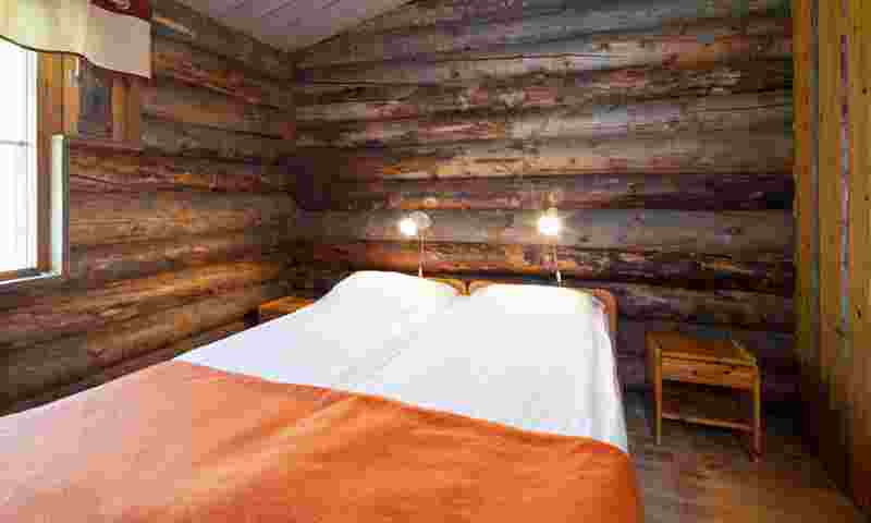 pyhäniemi-bedroom-hor.jpg
