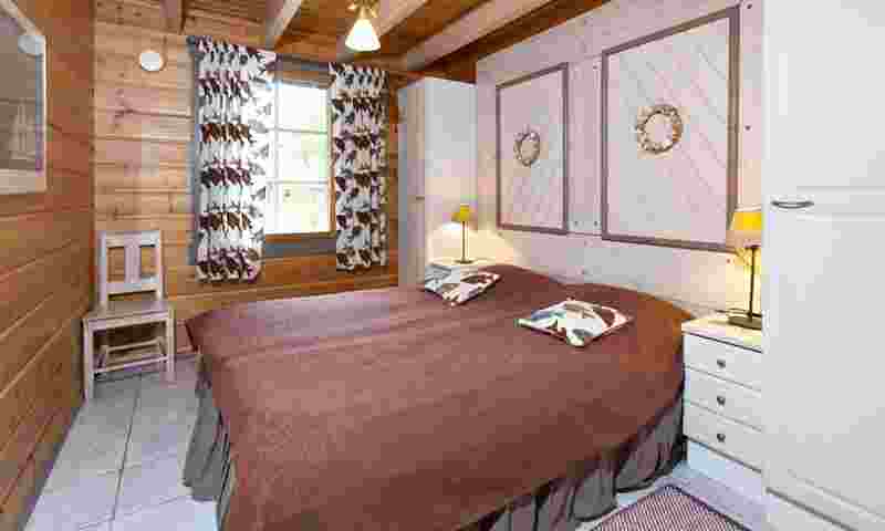 rönnäs-bedroom-hor.jpg