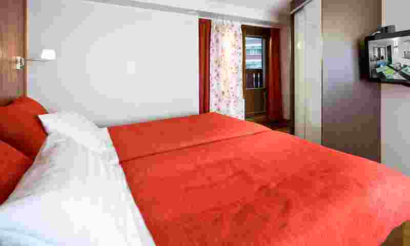 rukavillage-bedroom-hor.jpg