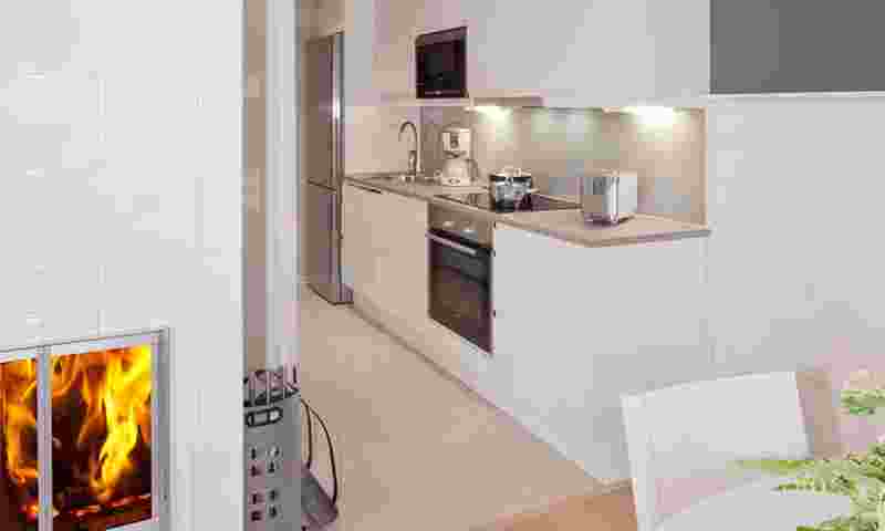 saimaa-anttilankaari-kitchen-hor.jpg