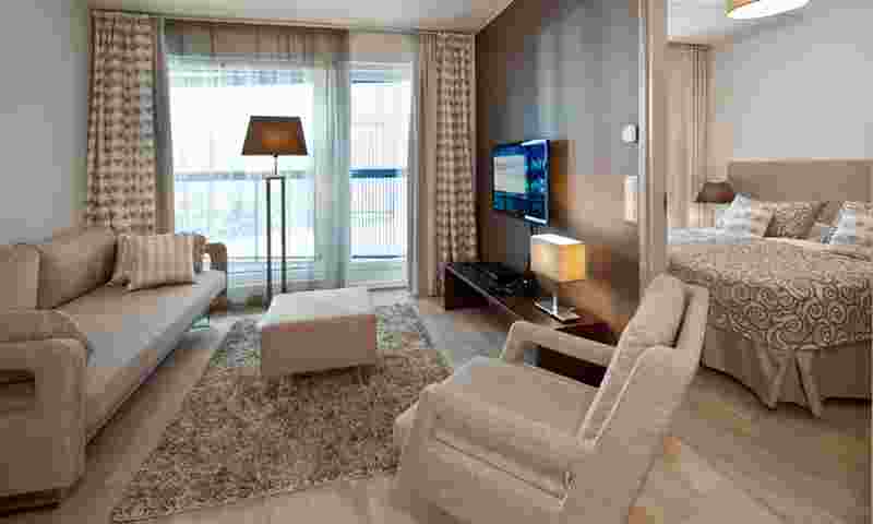 saimaa-villas-1-livingroom-hor.jpg