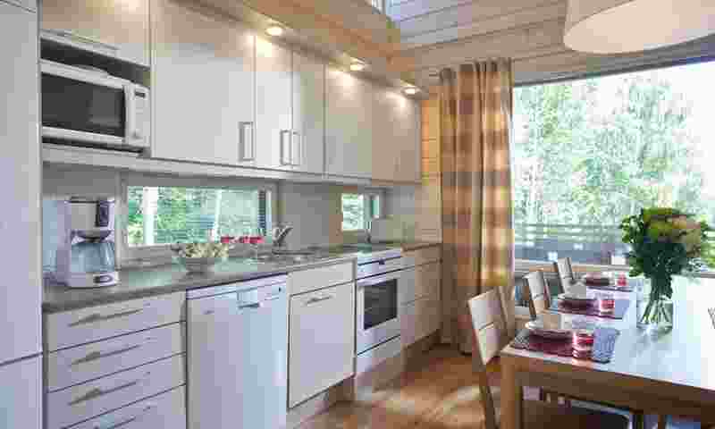 saimaa-vipelentie-kitchen-hor.jpg