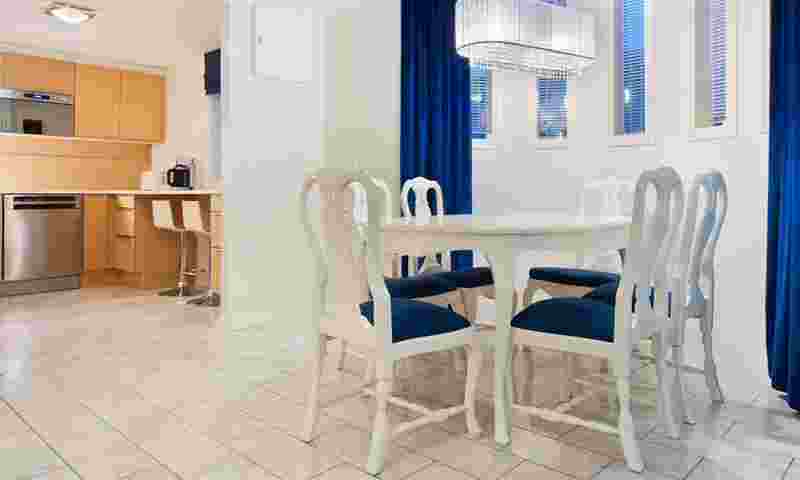 tampereen-kylpylä-3-mh-dining-room.jpg